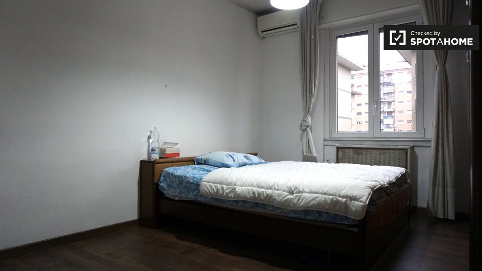 Double room Milan, 4 beds, 90m² — photo 2