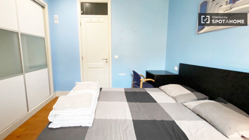 Double room Lisbon, 5 beds, 110m² — photo 44