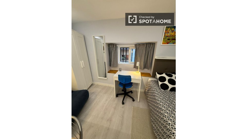 Apartment mono Madrid — photo 11