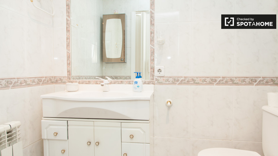 Apartment Madrid, 2 beds, 55m² — photo 14