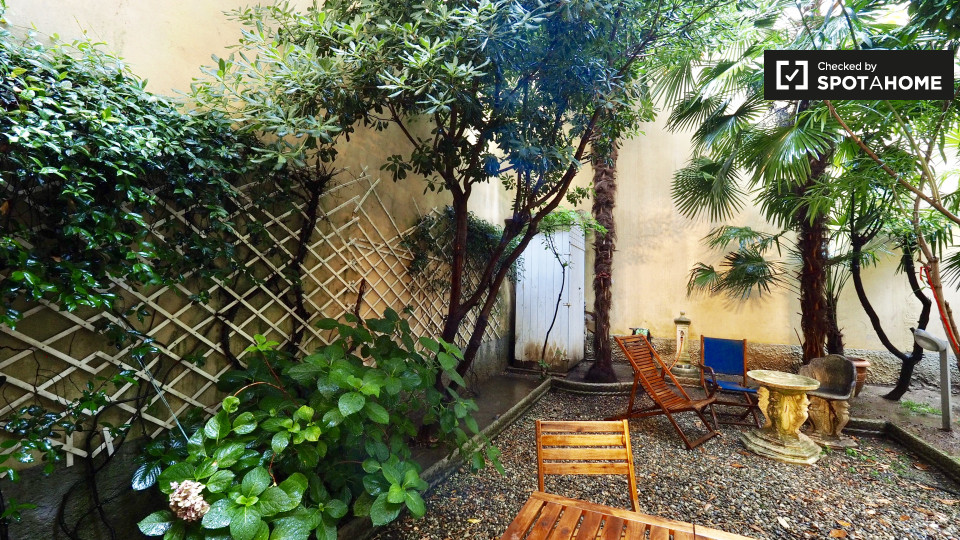 Double room Milan, 2 beds, 70m² — photo 7