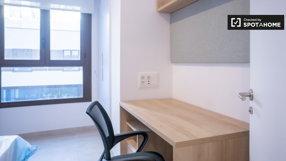 Apartment Valencia, 2 beds — photo 18