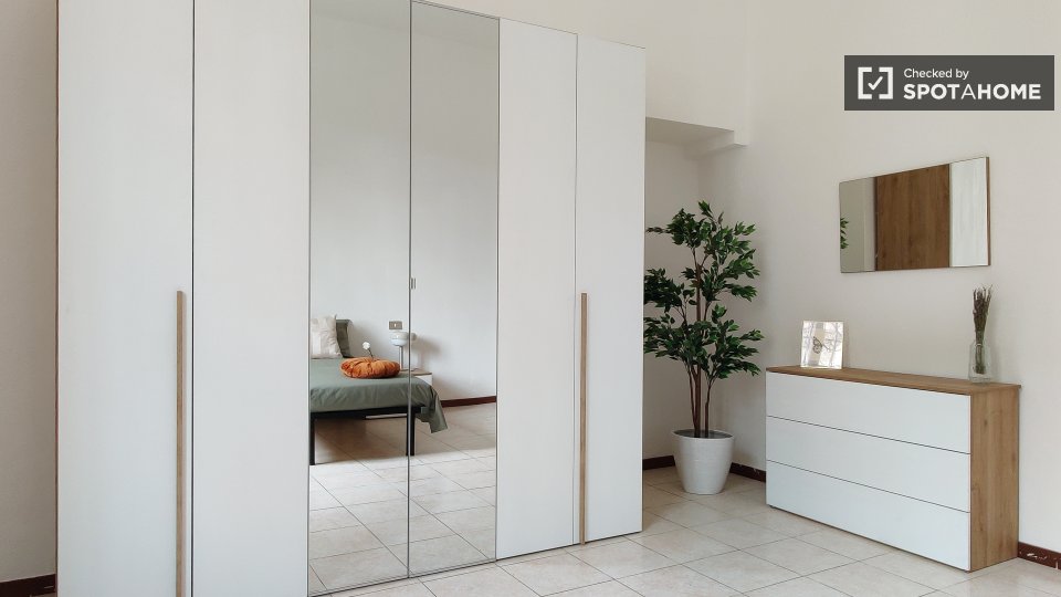 Apartment Milan, 1 bed — photo 1