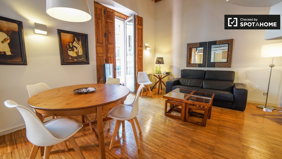 Apartment Madrid, 2 beds, 1m² — photo 1