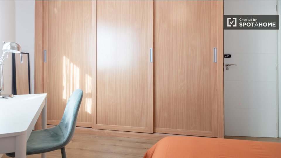 Double room Madrid, 4 beds, 85m² — photo 44
