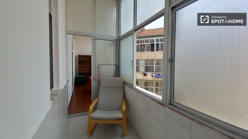 Apartment Lisbon, 3 beds, 220m² — photo 16