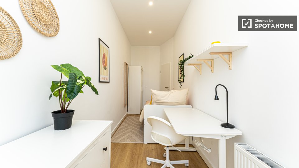 Double room Berlin, 4 beds, 57m² — photo 11