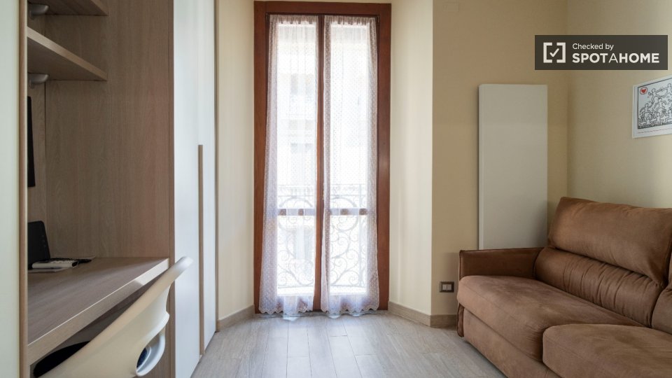 Apartment Milan, 1 bed, 25m² — photo 1