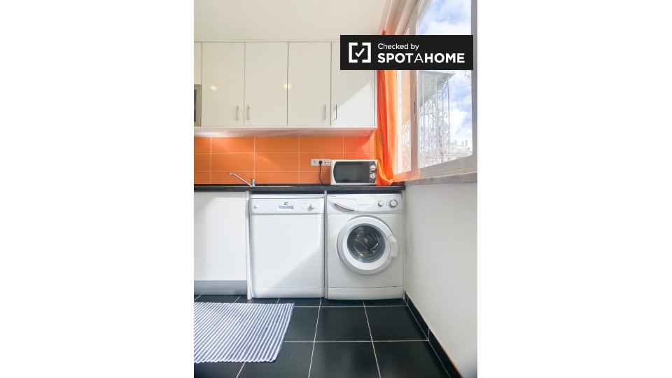 Apartment Lisbon, 5 beds, 100m² — photo 7