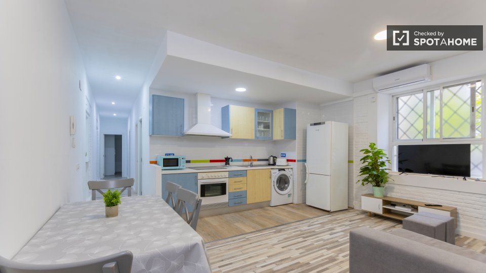 Apartment Valencia, 3 beds, 90m² — photo 42