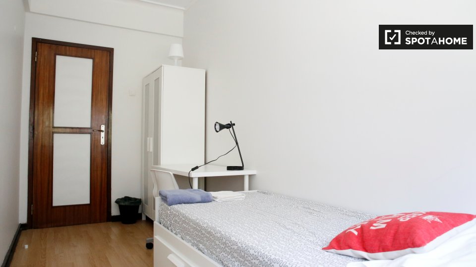Double room Lisbon, 10 beds — photo 2