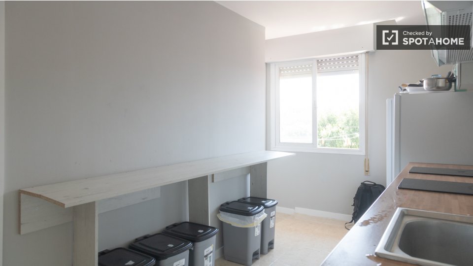 Double room Madrid, 5 beds — photo 20