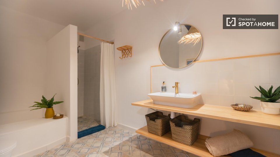 Apartment Valencia, 1 bed — photo 8