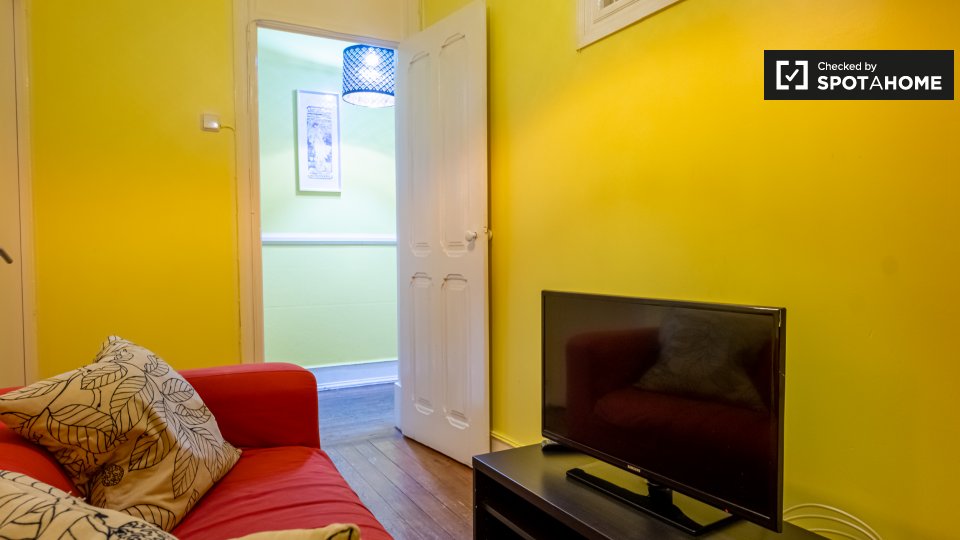 Double room Lisbon, 6 beds — photo 5