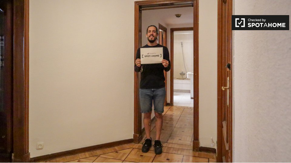 Double room Madrid, 6 beds, 200m² — photo 20