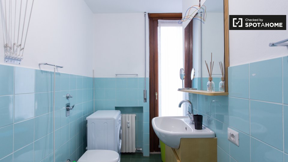 Double room Milan, 4 beds — photo 13