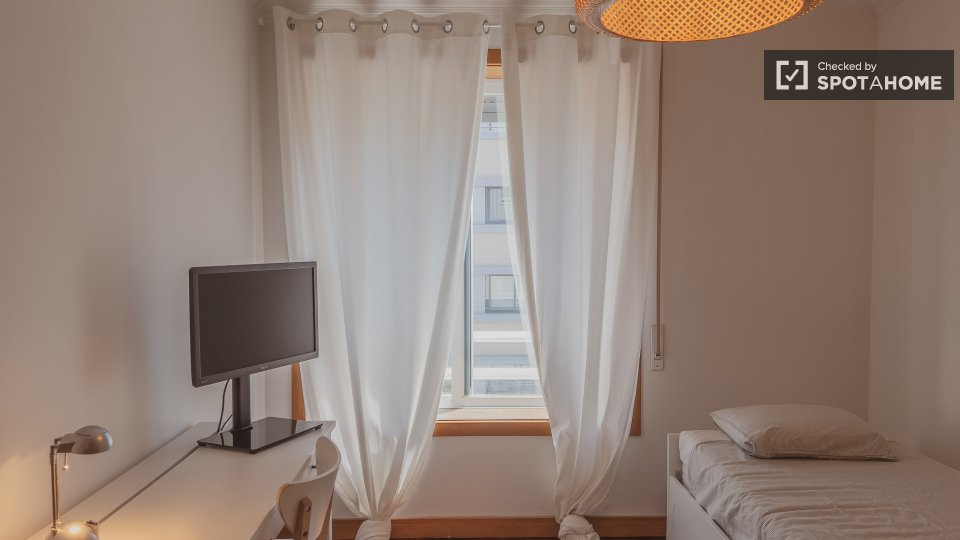 Apartment Porto, 2 beds, 74m² — photo 3