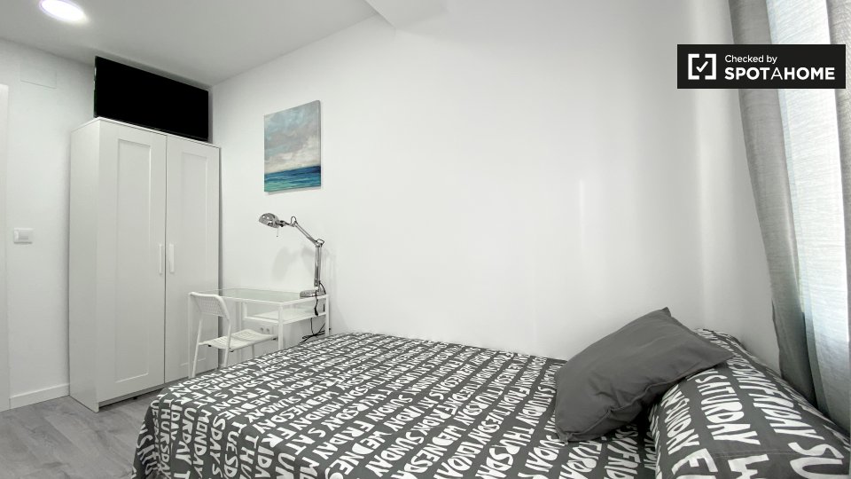 Double room Valencia, 4 beds, 65m² — photo 6