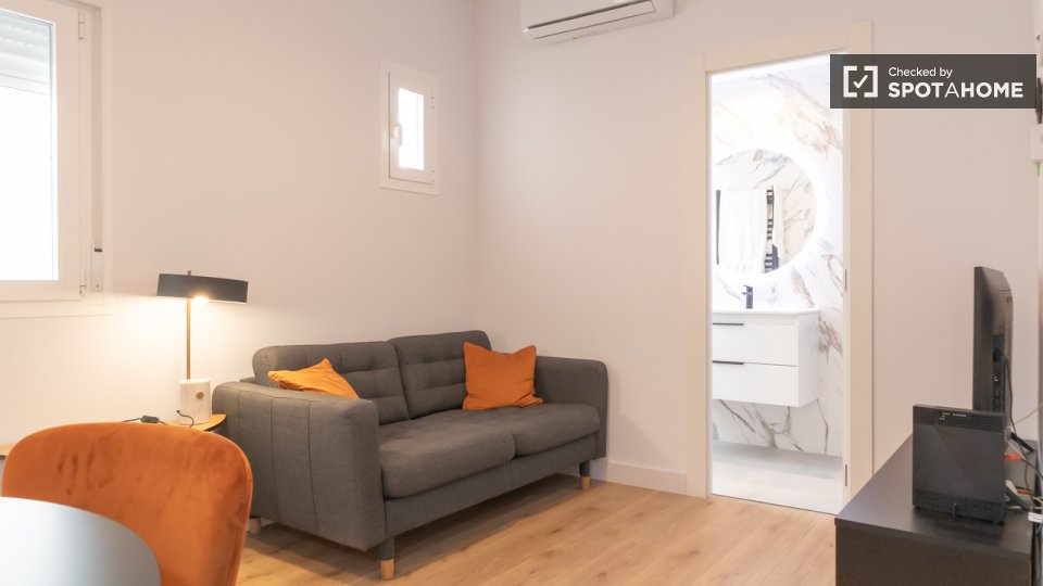 Apartment Madrid, 1 bed, 41m² — photo 1