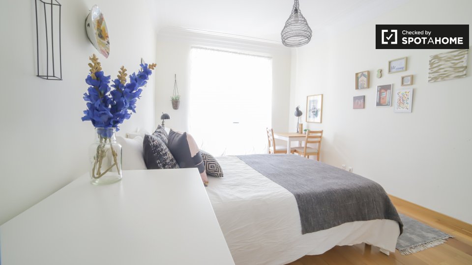 Double room Lisbon, 6 beds, 150m² — photo 9