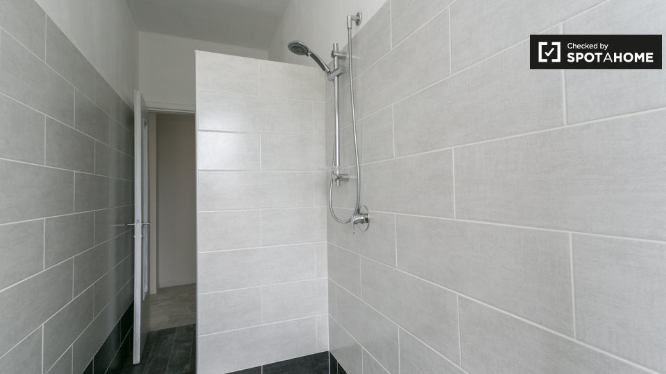 Double room Milan, 3 beds, 75m² — photo 14