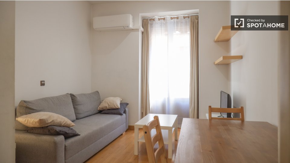 Apartment mono Madrid, 55m² — photo 1