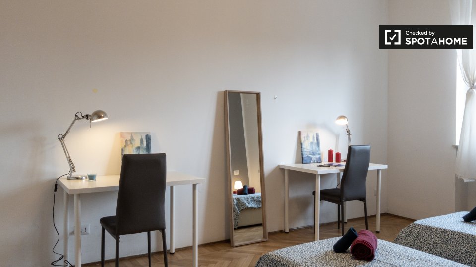 Double room Milan, 4 beds — photo 5