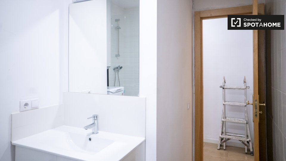 Double room Valencia, 6 beds — photo 17