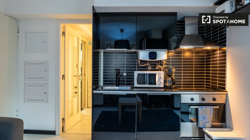 Apartment Lisbon, 1 bed — photo 11