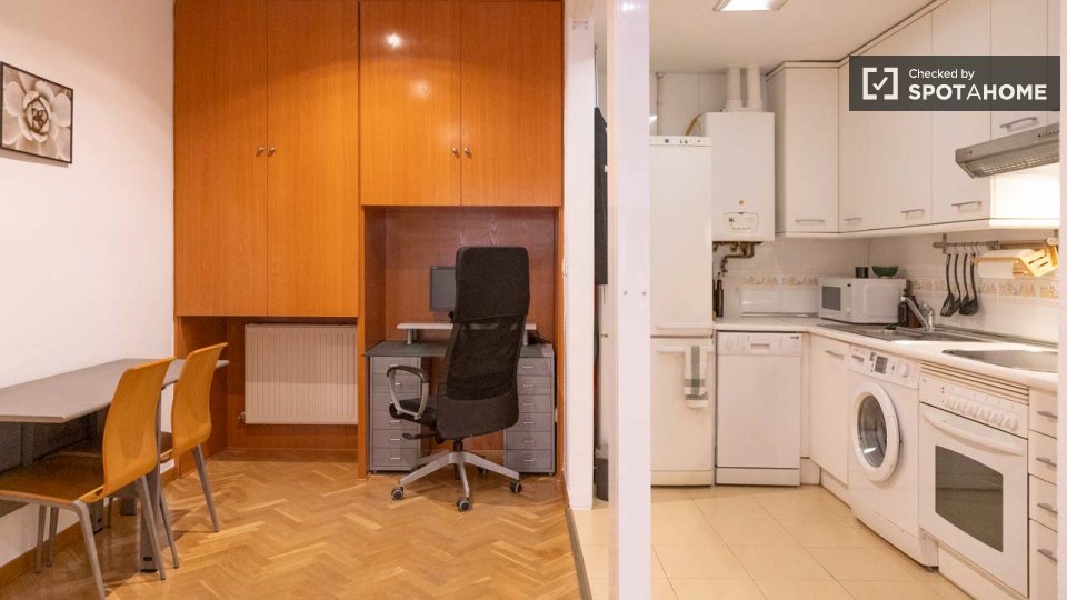 Apartment Madrid, 1 bed — photo 5