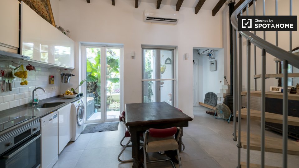 Apartment Valencia, 1 bed, 85m² — photo 13