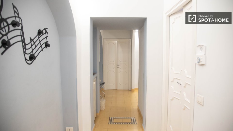 Apartment Rome, 1 bed — photo 30