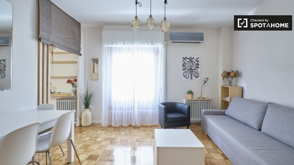 Apartment Madrid, 3 beds, 90m² — photo 1