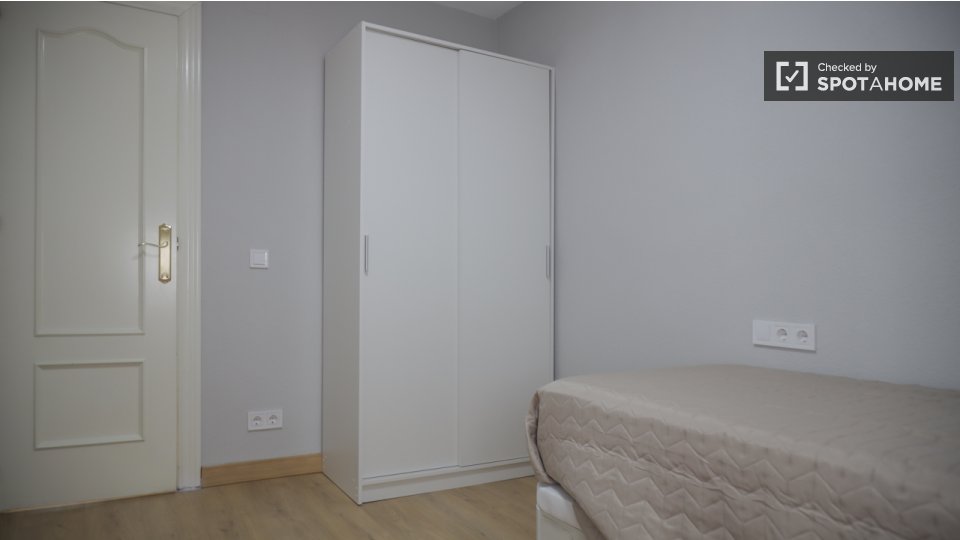 Apartment Madrid, 2 beds — photo 14