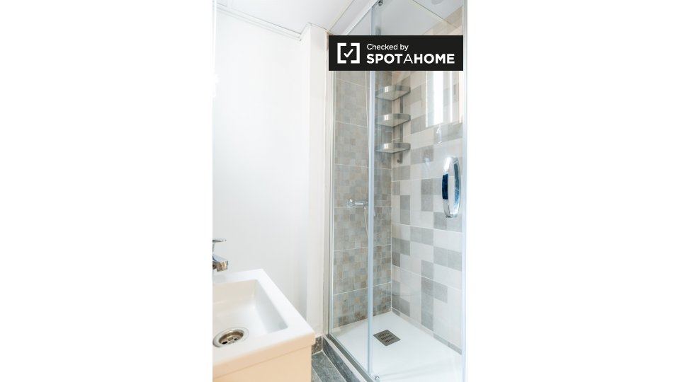 Double room Barcelona, 6 beds — photo 13