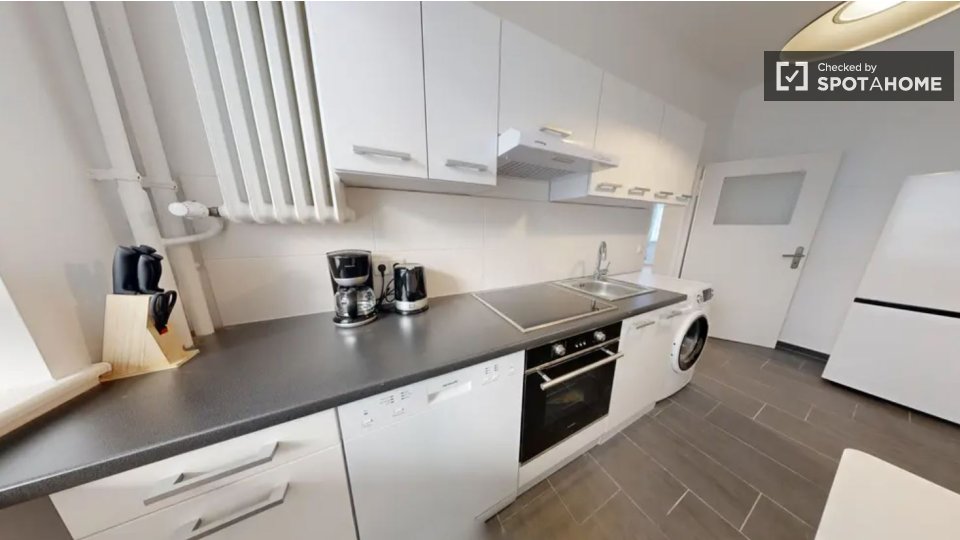 Apartment Berlin, 1 bed, 36m² — photo 2