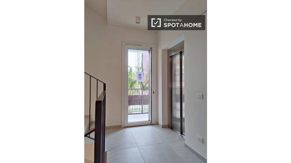 Apartment Milan, 1 bed — photo 9