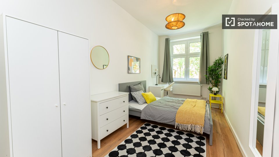 Double room Berlin, 4 beds, 73m² — photo 17