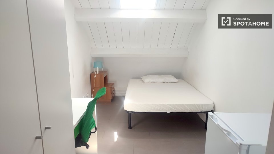 Double room Rome, 4 beds — photo 19