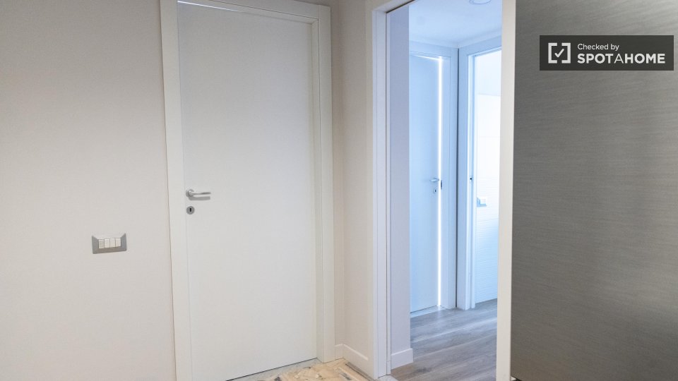 Double room Rome, 3 beds — photo 7