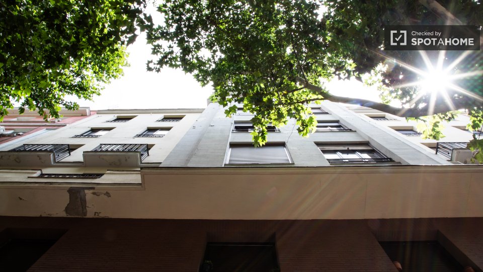 Double room Madrid, 5 beds — photo 14