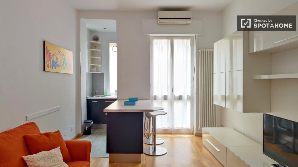 Apartment Milan, 1 bed, 55m² — photo 11