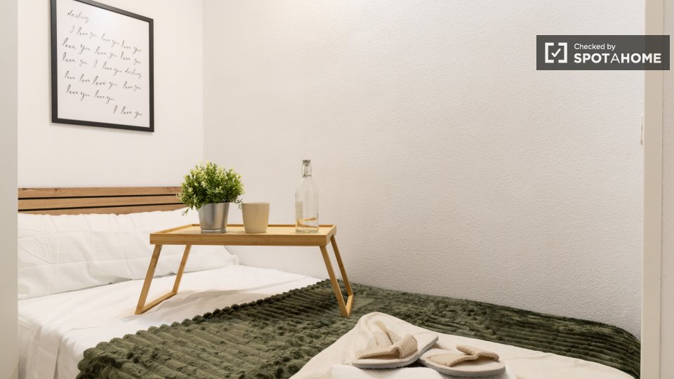 Double room Madrid, 7 beds — photo 12