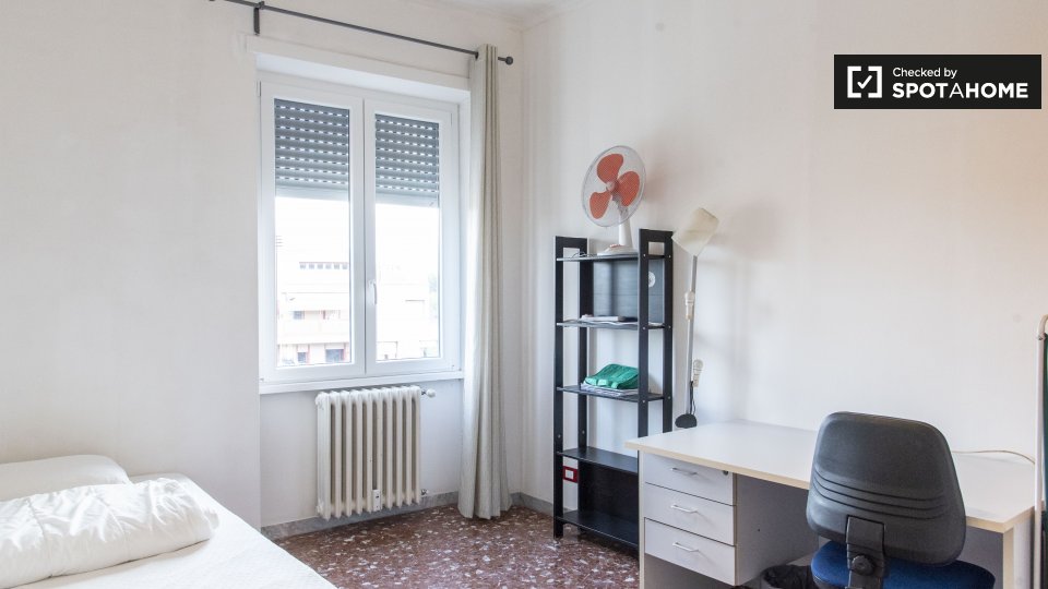 Double room Rome, 4 beds, 85m² — photo 1