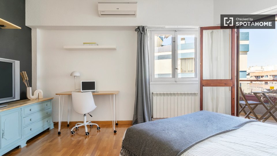 Double room Alicante, 4 beds — photo 3