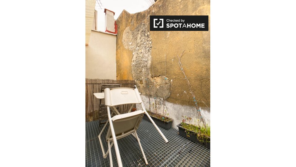 Apartment mono Lisbon — photo 11