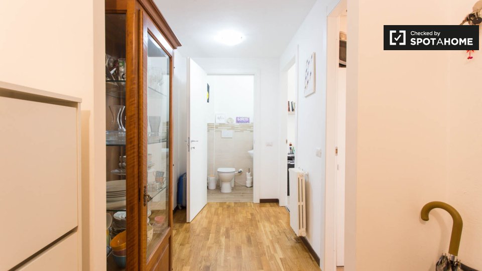 Double room Milan, 2 beds — photo 4