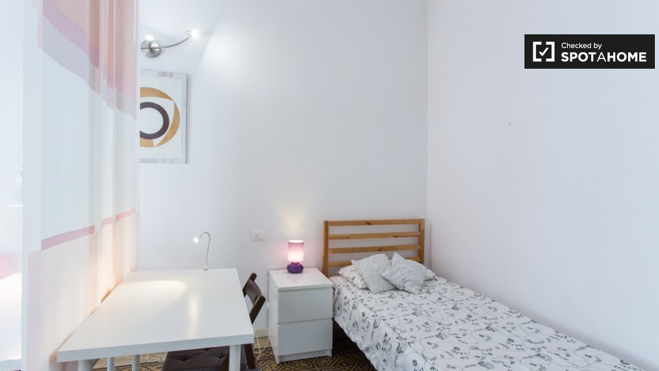 Double room Milan, 4 beds, 70m² — photo 4