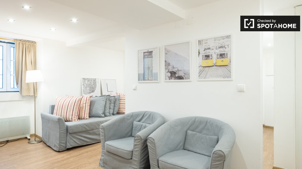 Apartment Lisbon, 1 bed — photo 1
