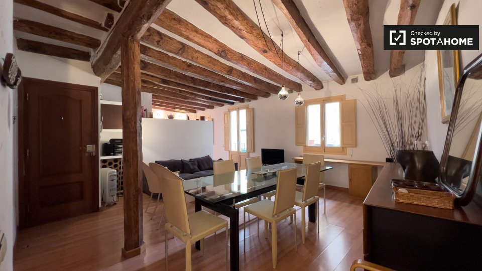 Apartment mono Barcelona, 60m² — photo 4